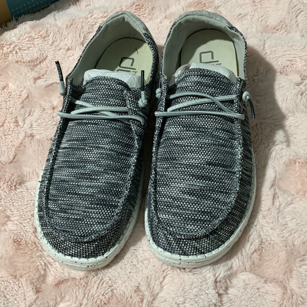 Hey dude shoes